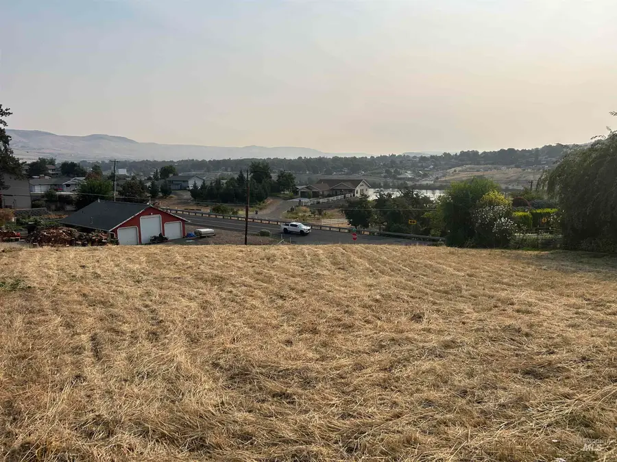 1621 Rimview Dr, Clarkston, WA 99403 - #2