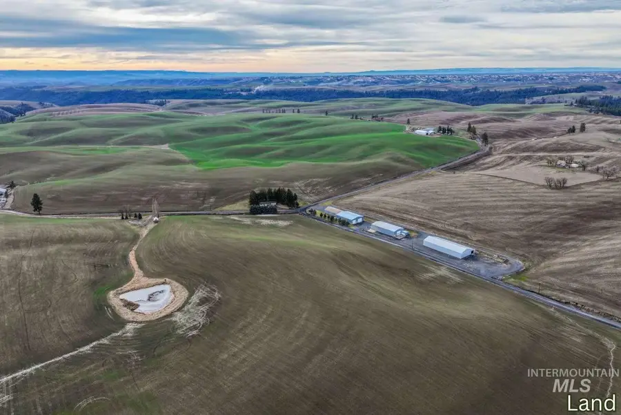 1040 Driscoll Ridge Rd, Troy, ID 83871 - #3