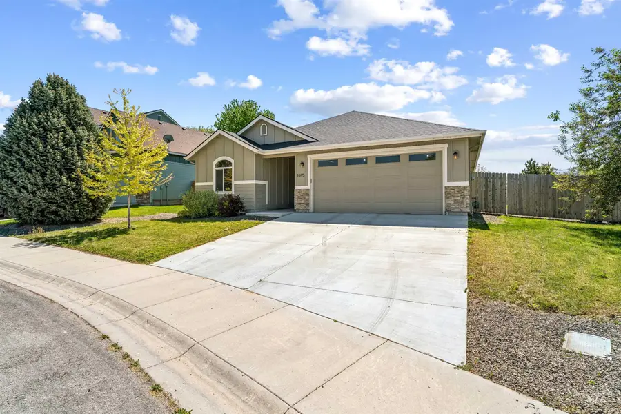 1695 W Afton St, Kuna, ID 83634 - #3