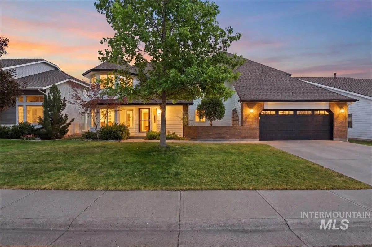 387 E Fairbrook Dr, Boise, ID 83706 - #1