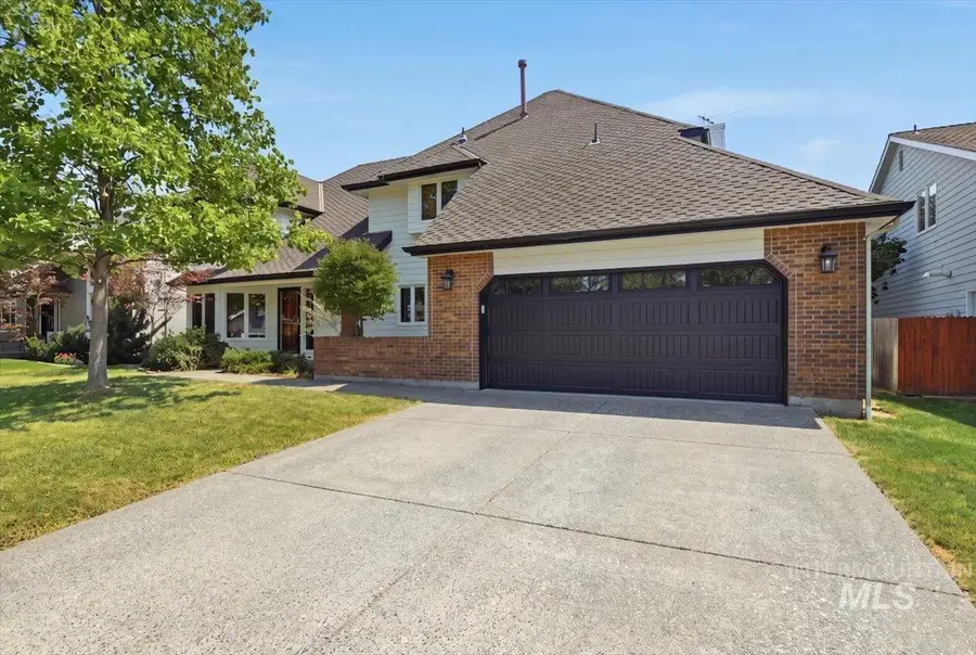 387 E Fairbrook Dr, Boise, ID 83706 - #2