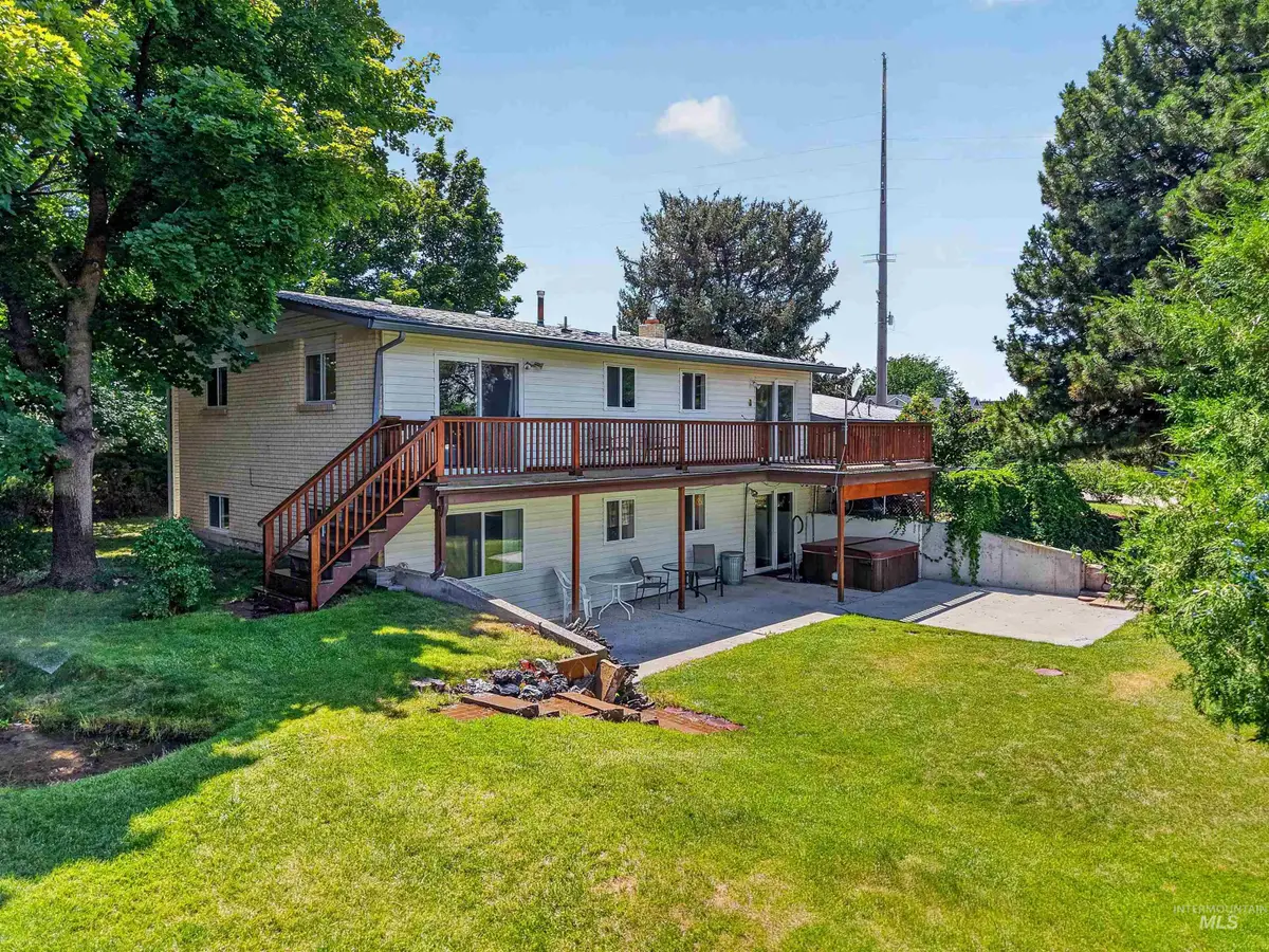 2590 S Cloverdale Rd, Boise, ID 83709 - #1