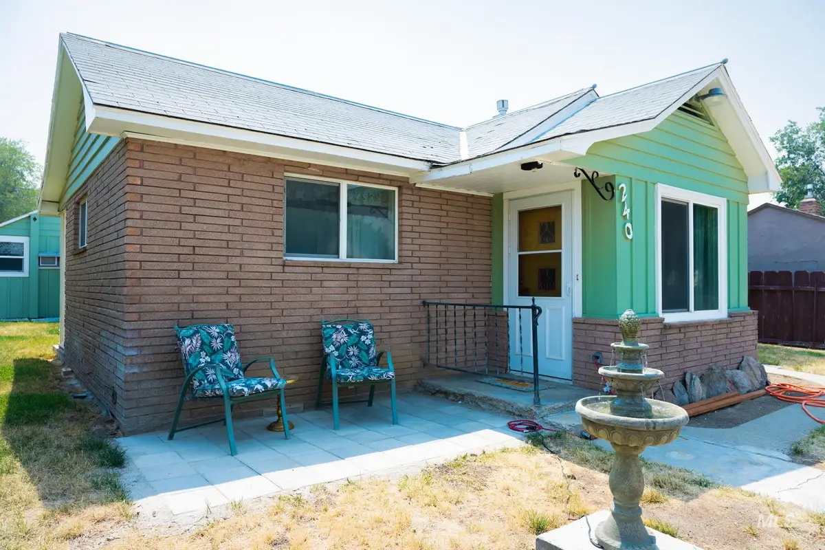 240 E Jefferson, Huntington, OR 97907 - #1