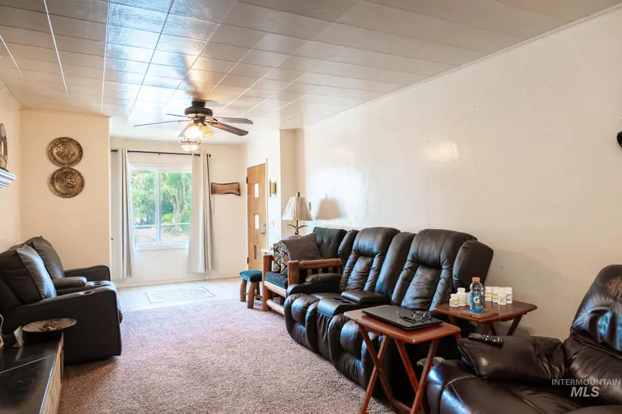 240 E Jefferson, Huntington, OR 97907 - #2