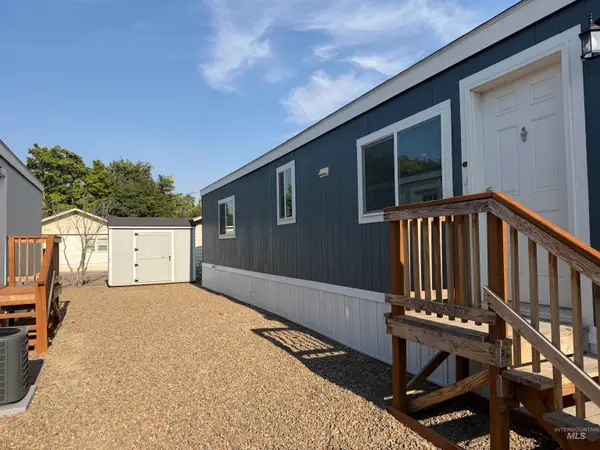 370 W 12th South #28, Mountain Home, ID 83647