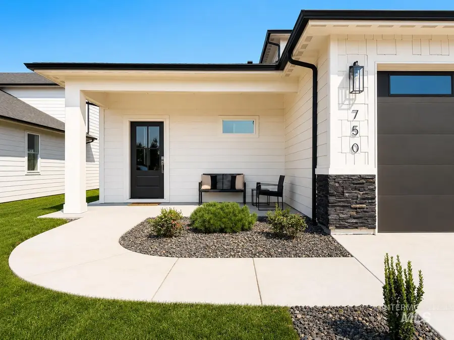 750 S Cassandra Ave, Kuna, ID 83634 - #2