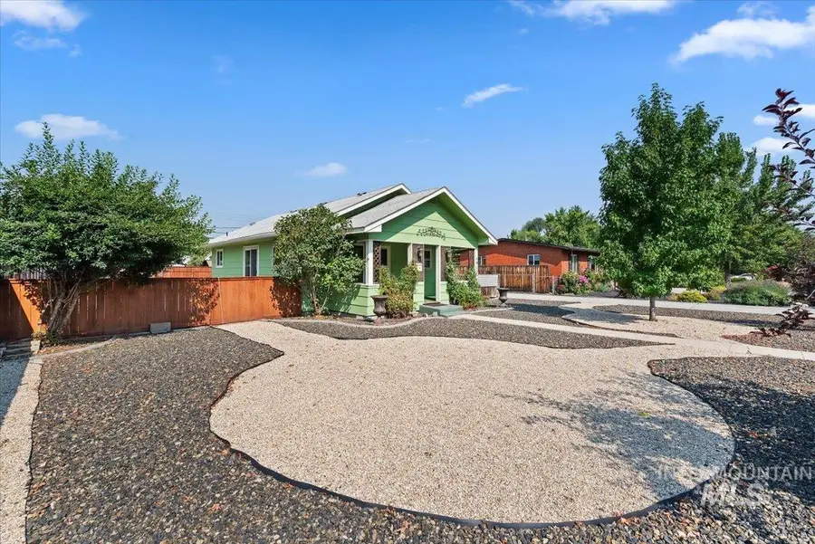 1917 S Atlantic St, Boise, ID 83705 - #2