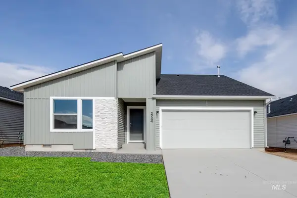 107 N Tideberry Ave, Kuna, ID 83634