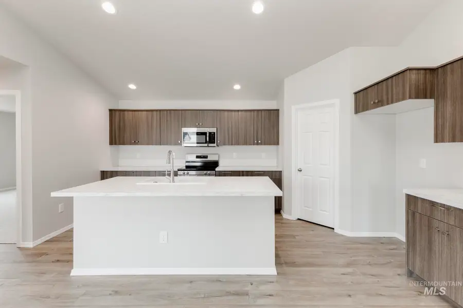363 N Tideberry Ave, Kuna, ID 83634 - #3