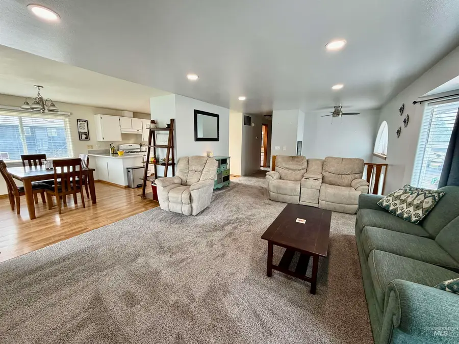 1936 Birch Ave, Lewiston, ID 83501 - #3