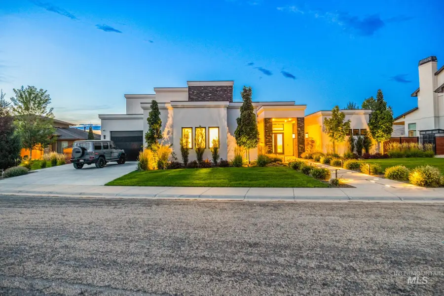 3492 E Heartleaf Dr, Boise, ID 83716 - #2