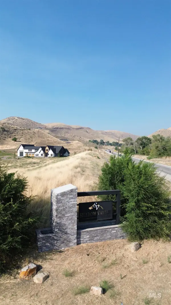6782 N High Valley Way, Boise, ID 83714