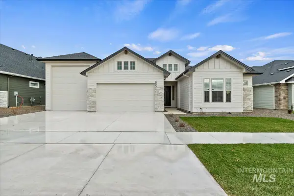 7370 Powell Pl, Eagle, ID 83629