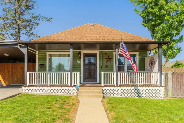 520 7th St, Clarkston, WA 99403