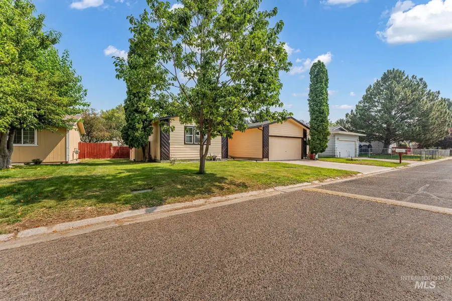 246 Avenida Del Rio Dr, Twin Falls, ID 83301 - #3