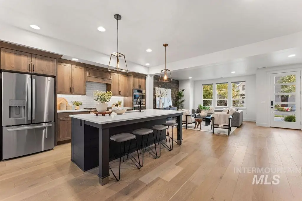 4240 E Parkcenter Blvd., Boise, ID 83716 - #1