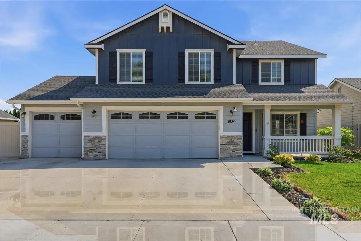 1929 W Crenshaw St, Kuna, ID 83634 - #1