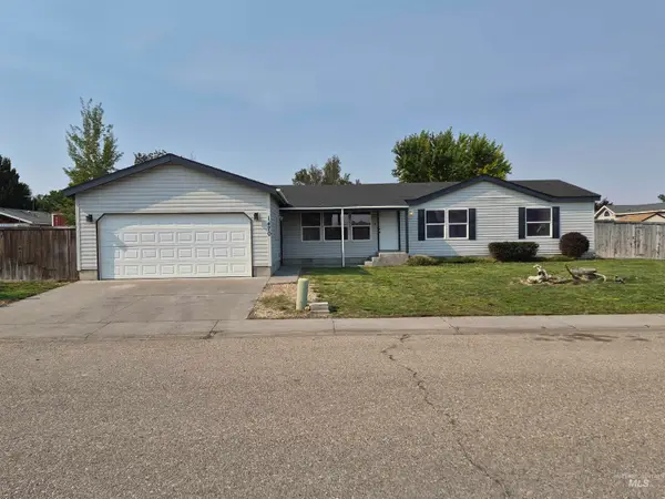 1470 Windmere Dr, Mountain Home, ID 83647