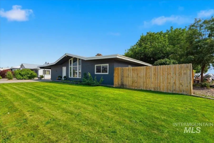 715 King Ave, Nyssa, OR 97913 - #3