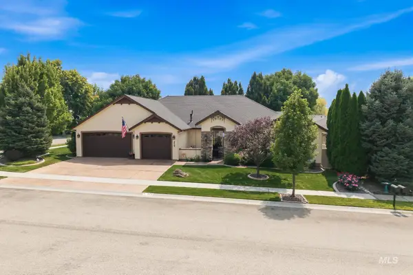 275 W Fortini St, Meridian, ID 83642