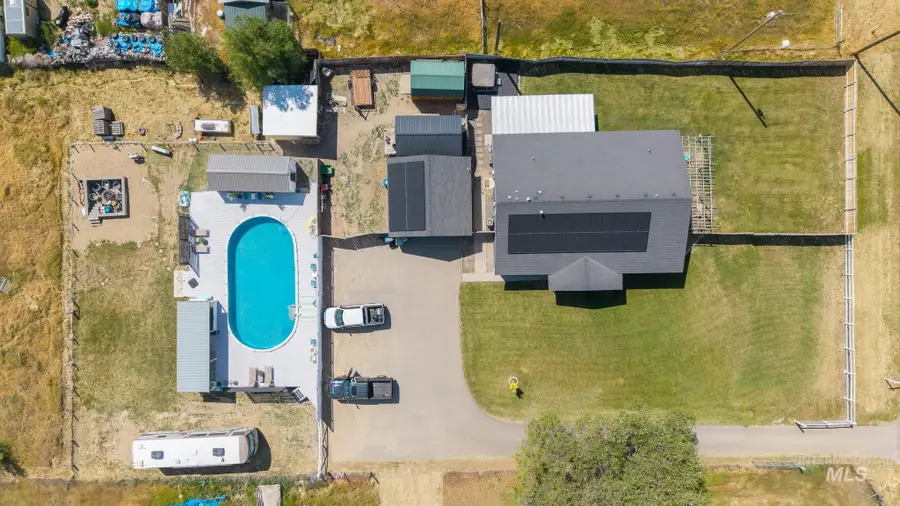 3717 E Locust Ln., Nampa, ID 83686 - #3