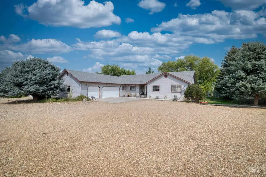 3295 Center Ave, Payette, ID 83661 - #2