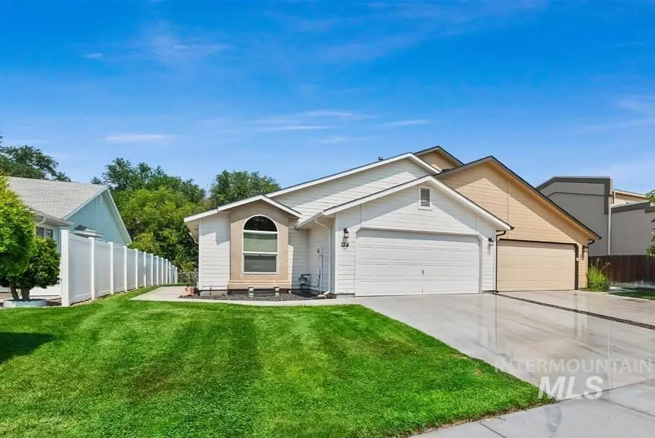 124 South Valley Dr, Nampa, ID 83686 - #1