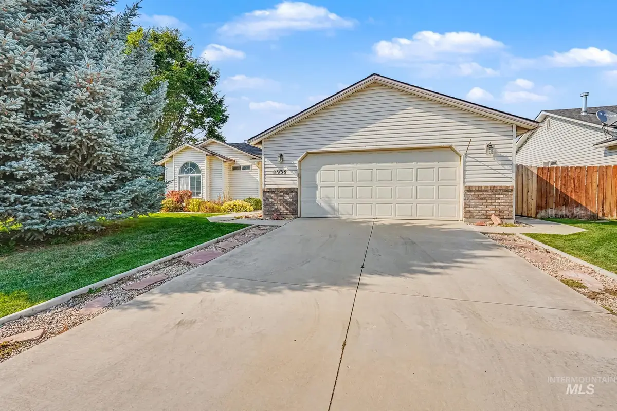 11938 Emerson St, Caldwell, ID 83605 - #1