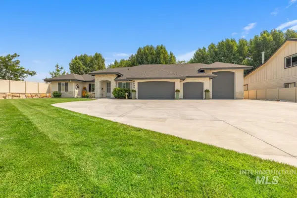 8858 S Fuego, Kuna, ID 83634