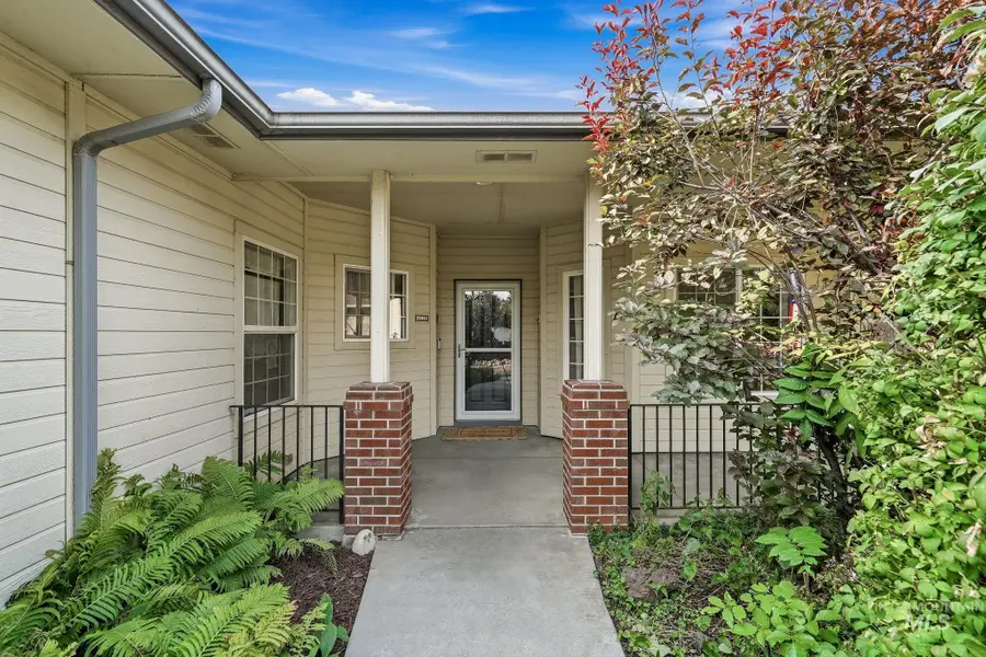 4125 W Pinoak Ct., Boise, ID 83705 - #2