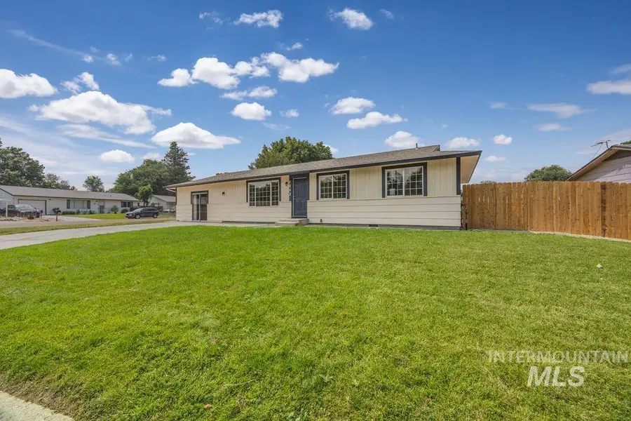 1203 Sweetwood Cir, Nampa, ID 83651 - #2