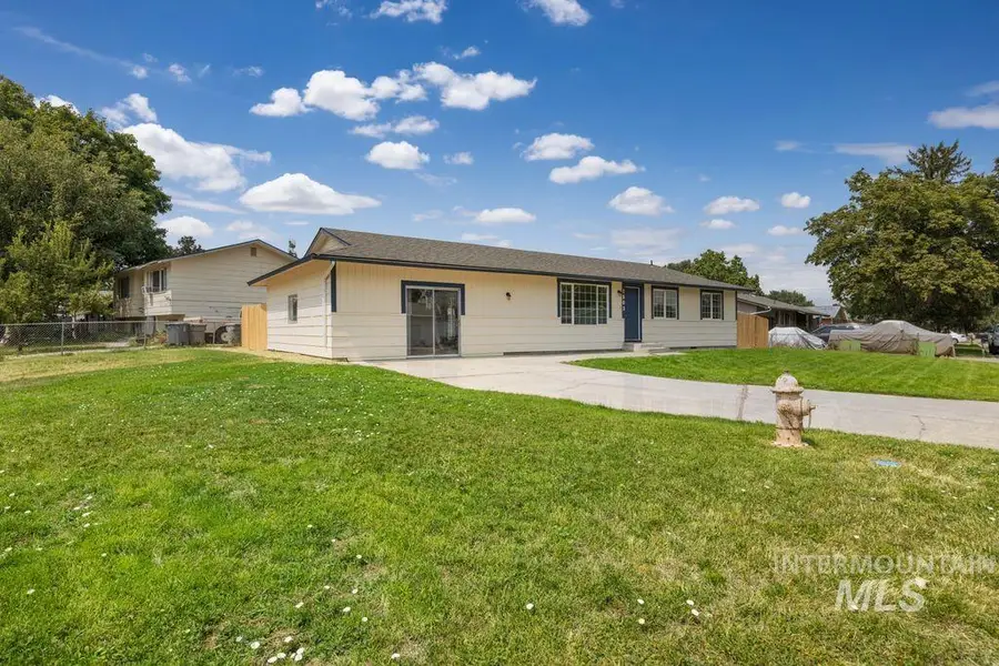 1203 Sweetwood Cir, Nampa, ID 83651 - #3