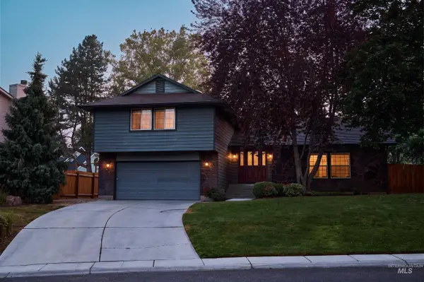 568 N Palmetto, Eagle, ID 83616