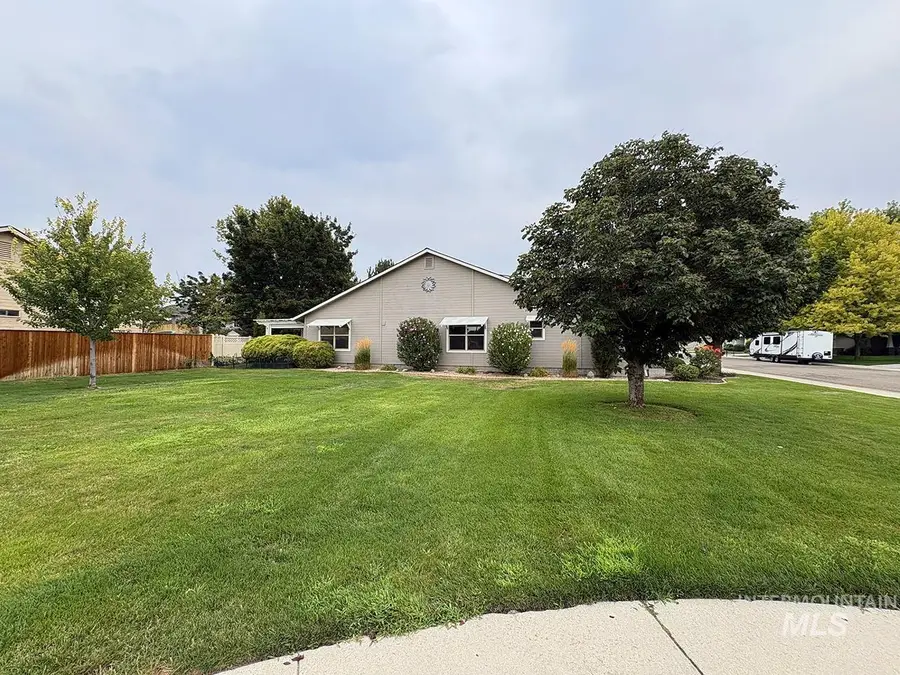 11614 W Six Rivers Ct, Boise, ID 83709 - #3
