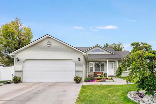 1327 Cody Ct, Twin Falls, ID 83301