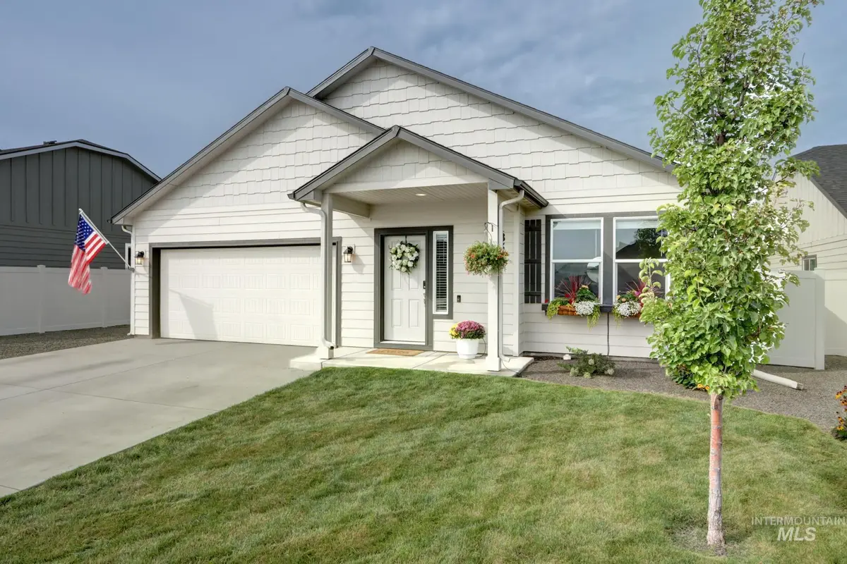 18557 White Rose Pl, Nampa, ID 83687 - #1