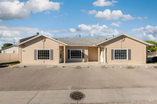 727 N Stampede Ct., Nampa, ID 83687