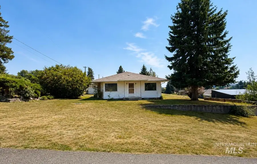 308 E Church Street, Uniontown, WA 99179 - #2