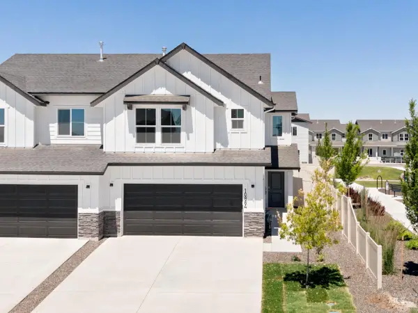 10815 Greensboro St, Caldwell, ID 83605