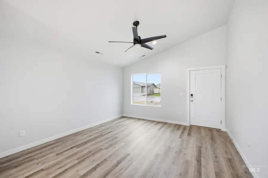 2381 W Red Jasper Dr, Kuna, ID 83634 - #2