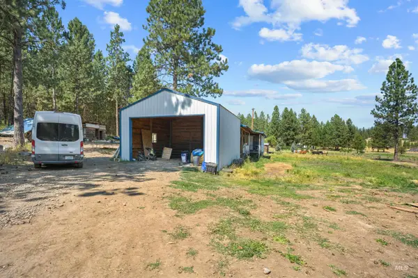 1910 East Mountain Rd, Anatone, WA 99401