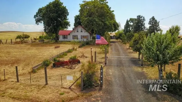 35892 North Rd, Kendrick, ID 83537