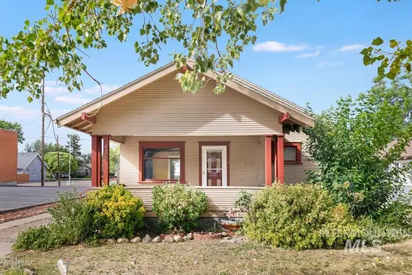 435 6th Ave N, Twin Falls, ID 83301