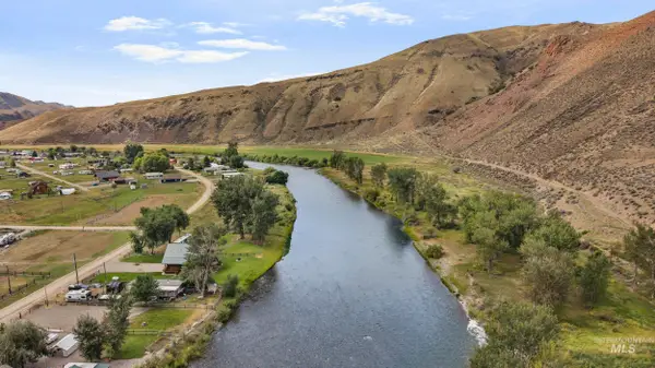 210 Agate Dr, Salmon, ID 83467