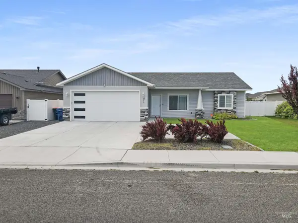471 Southwood Ave W, Twin Falls, ID 83301