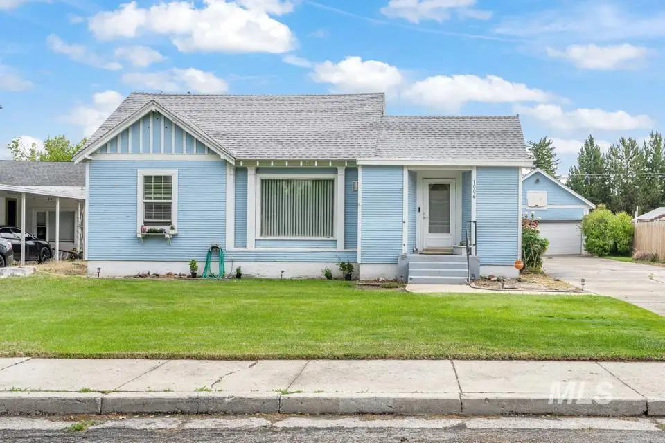 1006 E 1st Street, Emmett, ID 83617 - #1
