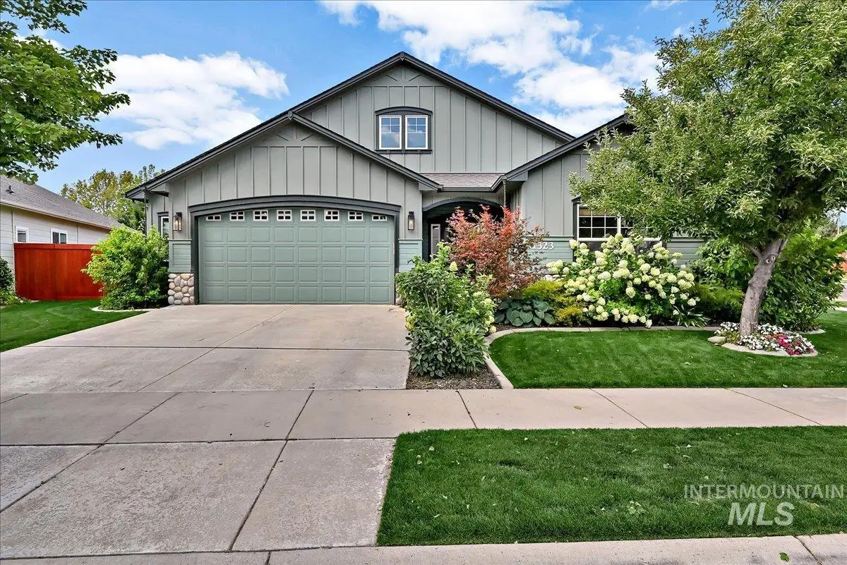 11323 W Hazelwood Dr, Boise, ID 83709 - #1