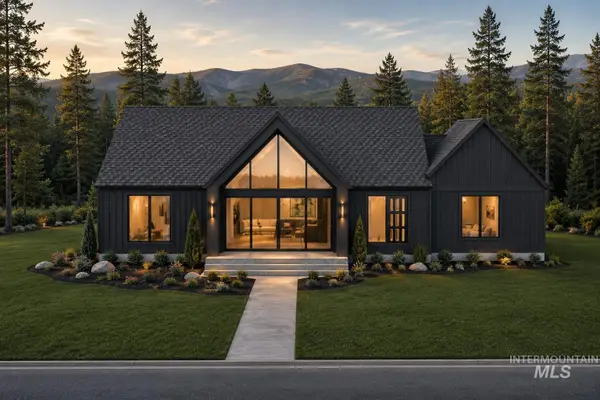 2525 Westwood Dr, Donnelly, ID 83615