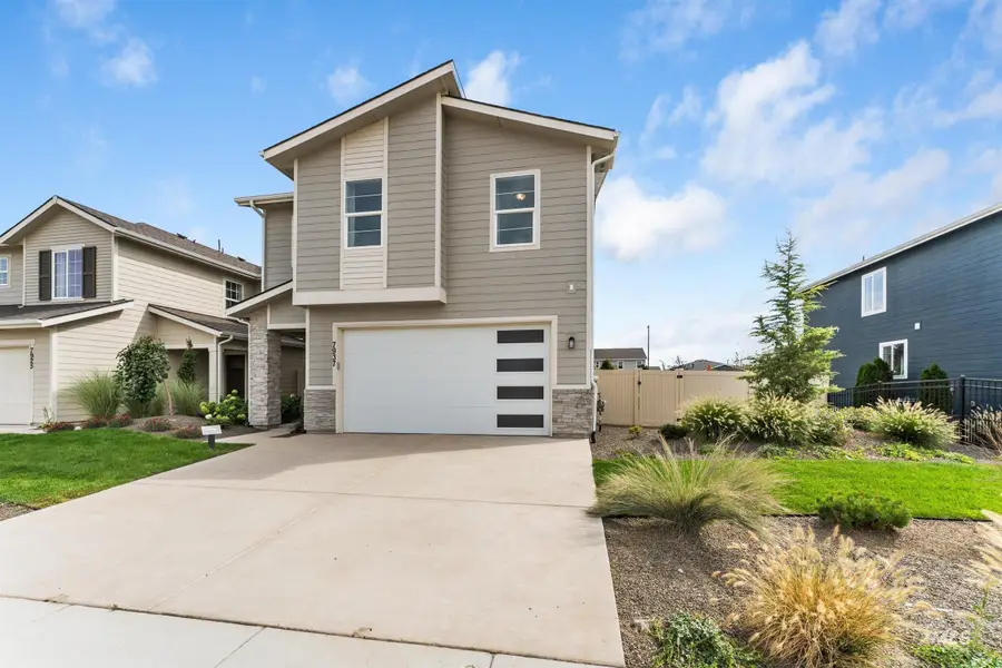 7937 E Beaufort St, Nampa, ID 83687 - #3