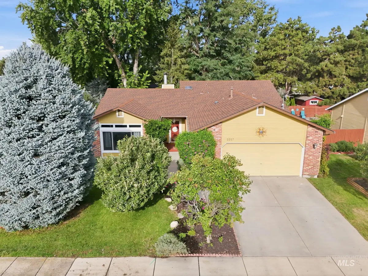 2217 N Amethyst Ave, Meridian, ID 83646 - #1